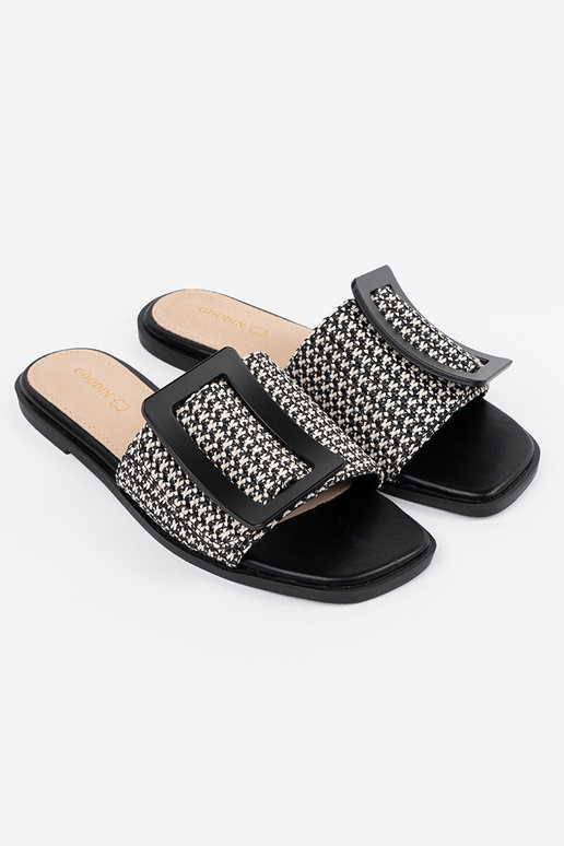 Zwart-witte platte slippers Zwart-witte platte slippers