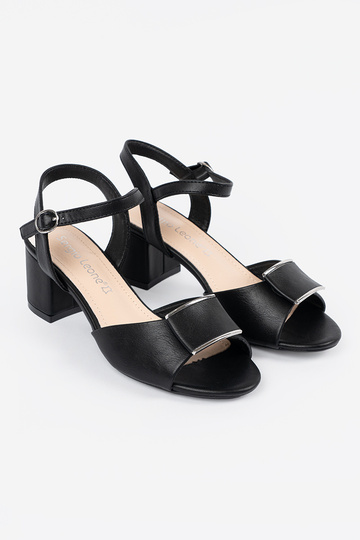 Sandales à talons pour... 2