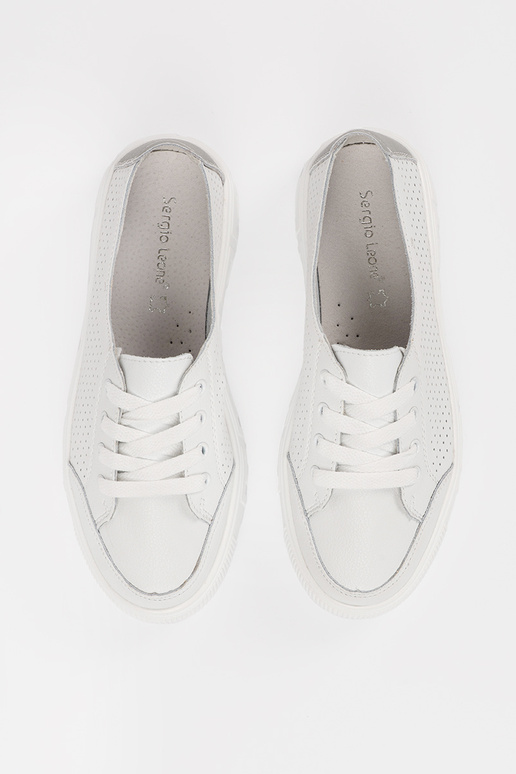 Witte leren dames sneakers met veters... Witte leren dames sneakers met veters...