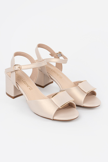 Braune Damen-Sandalen auf... 2