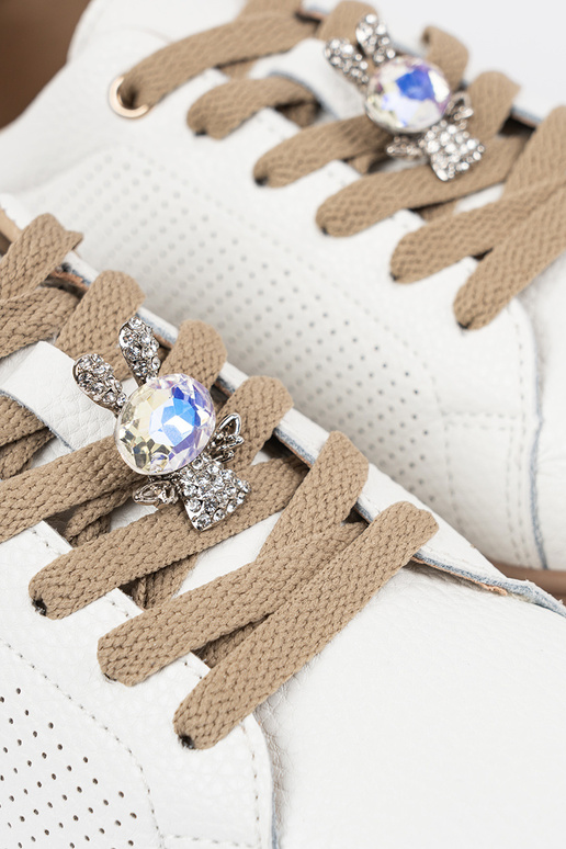 Baskets en cuir blanches et beiges... Baskets en cuir blanches et beiges...