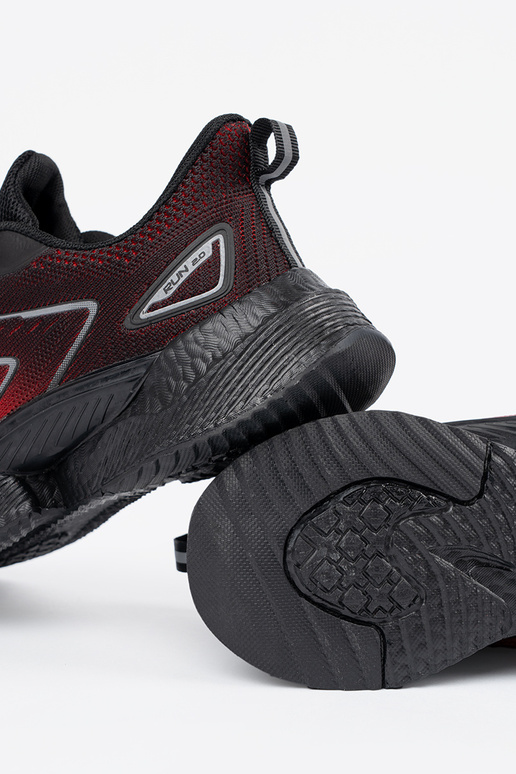 SchZuarz und-Rot Sportschuhe