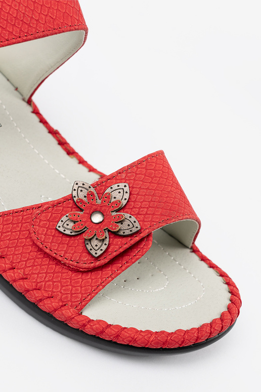 Sandalen met leren inlegzolen in rood Sandalen met leren inlegzolen in rood
