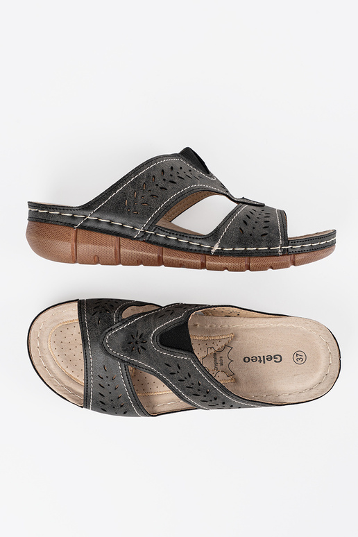 Zwarte platform slippers Zwarte platform slippers