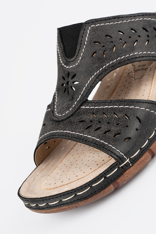 Zwarte platform slippers Zwarte platform slippers