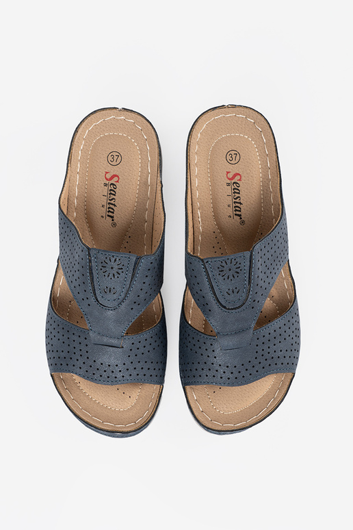 Bequeme Schuhe mit Ausstattungen in blau