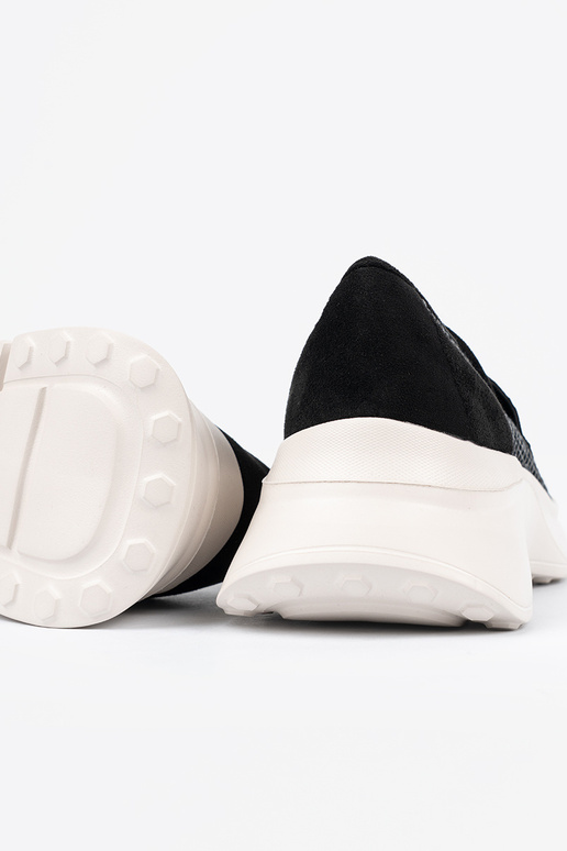 zInart schoenen op een dikke zool