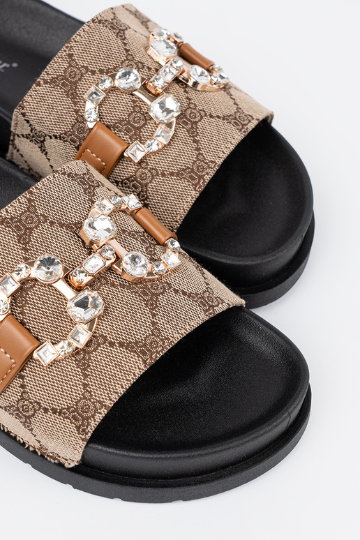 SchZuarz und-braune Farbe Hausschuhe... SchZuarz und-braune Farbe Hausschuhe...