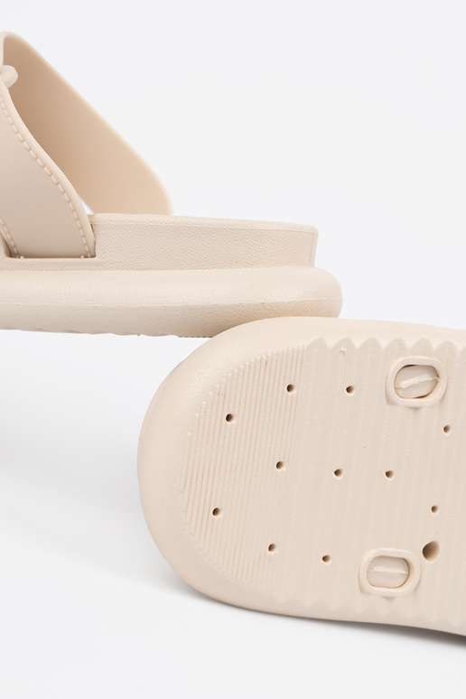 couleur ivoire Chaussons femmes sur... couleur ivoire Chaussons femmes sur...