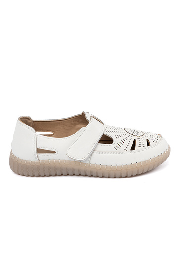 Frauen Schuhe durchbrochen...