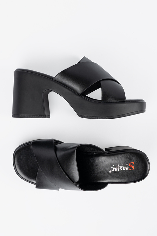 zInart slippers op de hiel