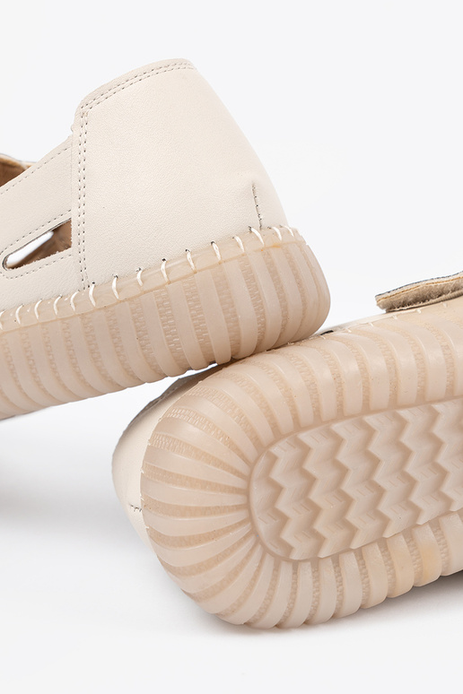 chaussures de femme ajouré Velcro beige chaussures de femme ajouré Velcro beige