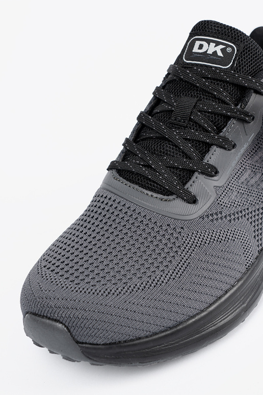 Baskets sportives pour hommes noires...