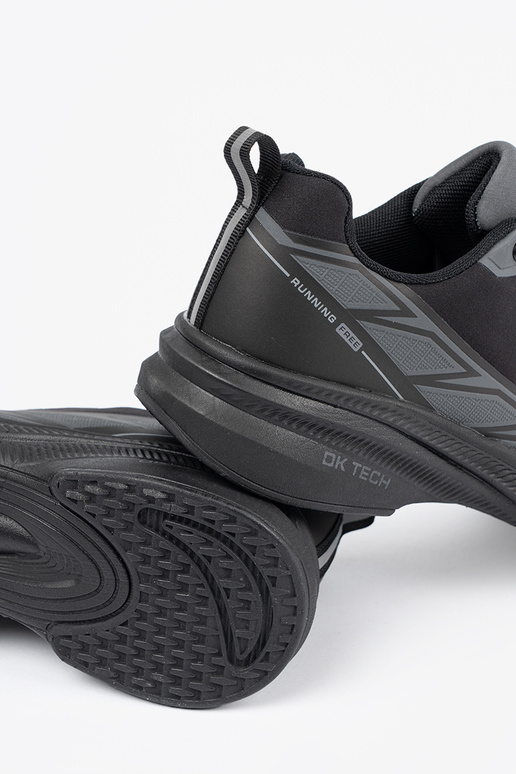 Zwarte herensportschoenen in...