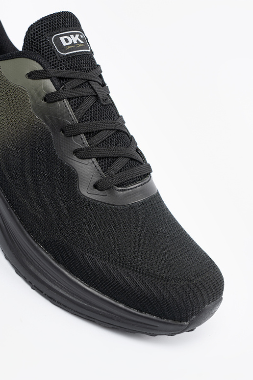 Klassieke bruine instappers met sluiting