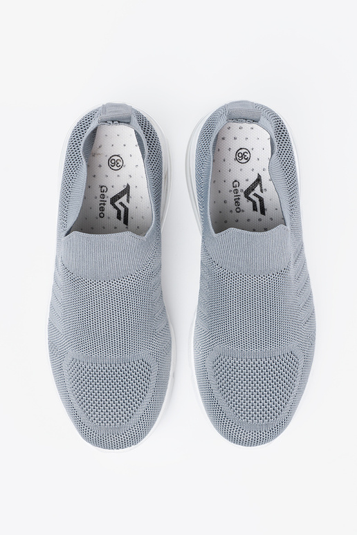 Baskets sport grises avec fermeture Baskets sport grises avec fermeture
