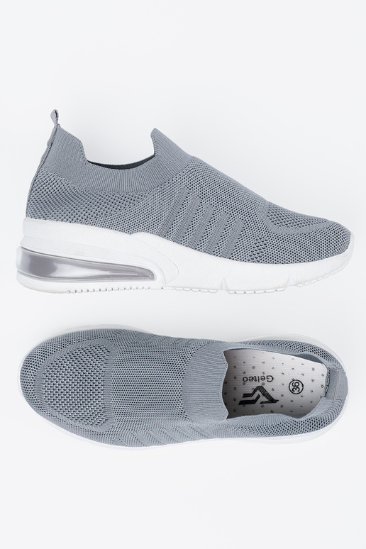 Baskets sport grises avec fermeture Baskets sport grises avec fermeture