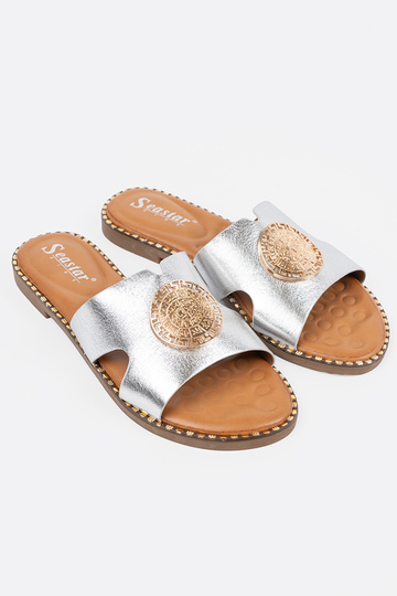 Chaussons argent avec... 2