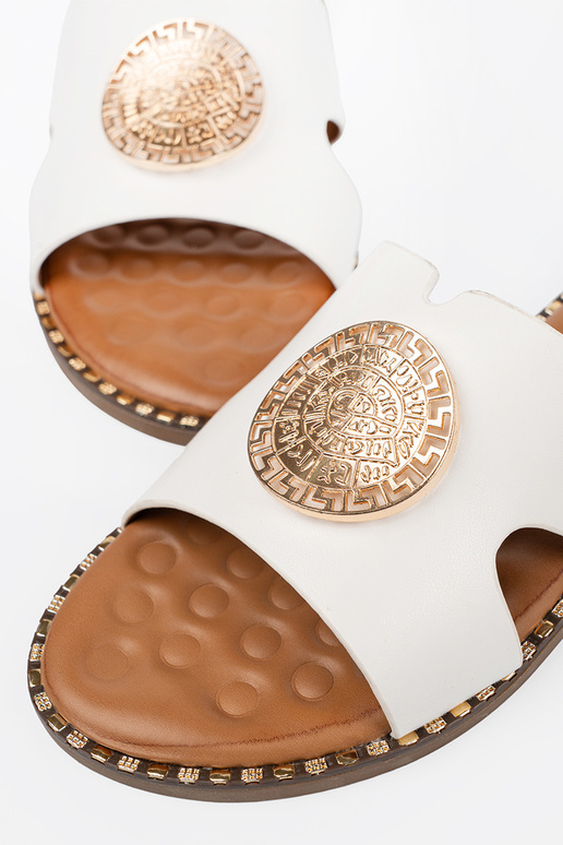 Slippers Initte kleur met gouden... Slippers Initte kleur met gouden...