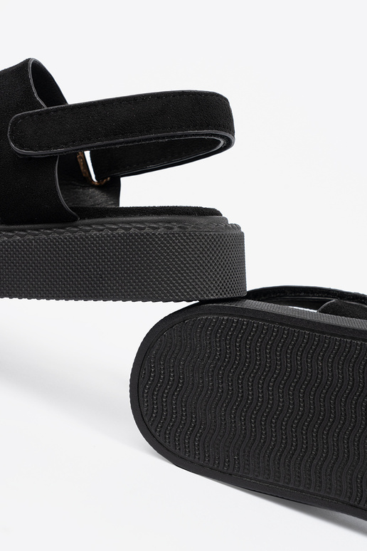 Zwarte sandalen met platform en... Zwarte sandalen met platform en...