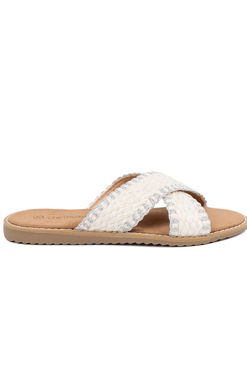 Initte kleur slippers...