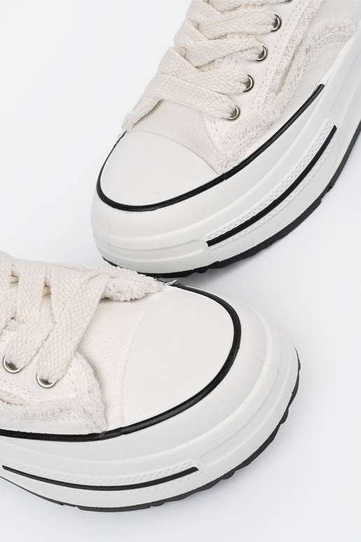 Witte kleur dames schoenen met platform