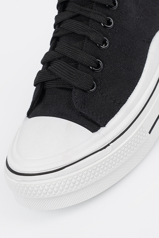 Chaussures pour femmes couleur noire... Chaussures pour femmes couleur noire...