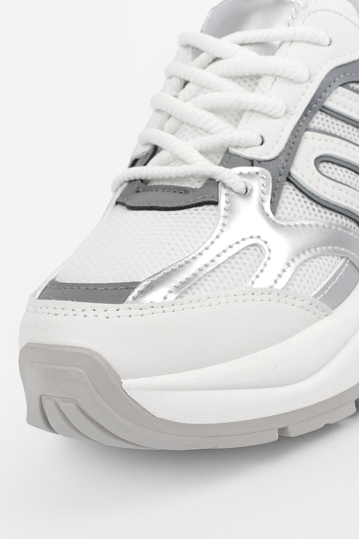 Witte dames sportschoenen in...