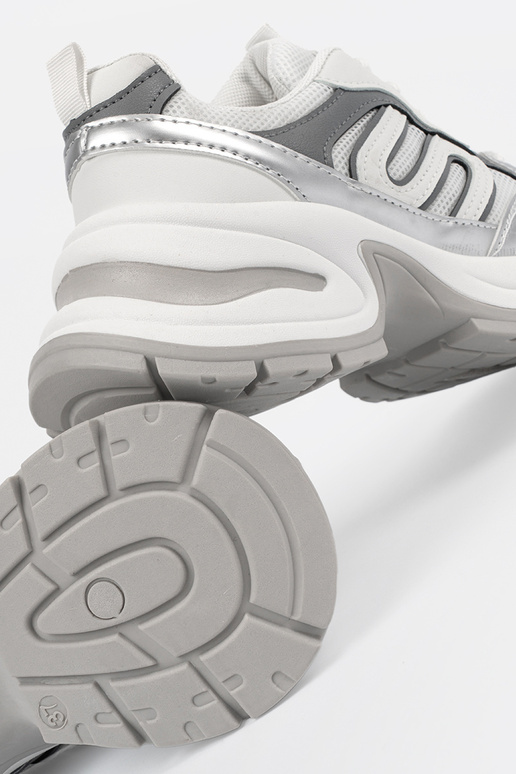 Witte dames sportschoenen in...