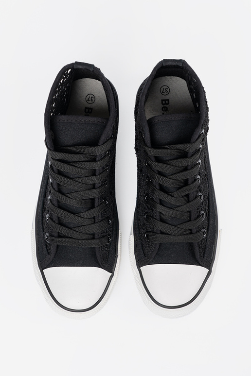 Zwarte hoge schoenen met opengewerkte...