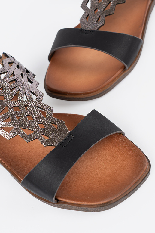 Bruine platte sandalen, Sergio Leone