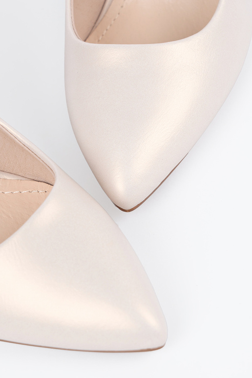 Escarpins classiques couleur sable vif