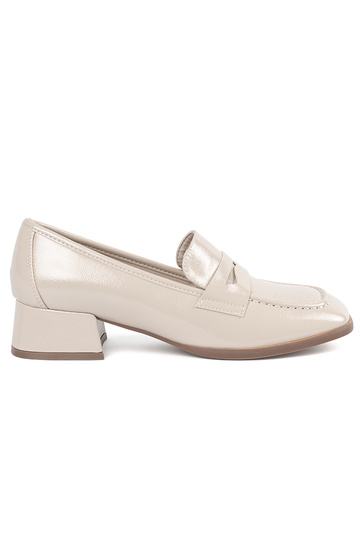 Chaussures pour femmes...