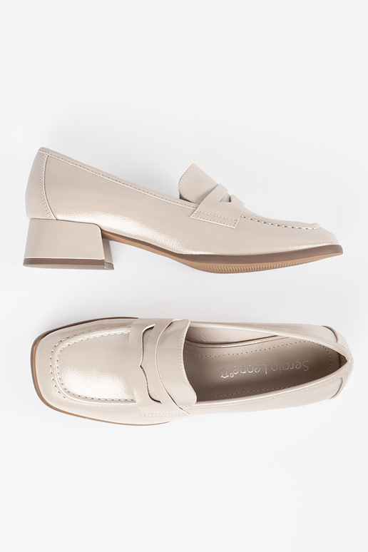 Chaussures pour femmes style lorde...