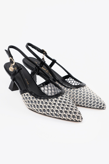 Escarpins ajourés sur un... 2