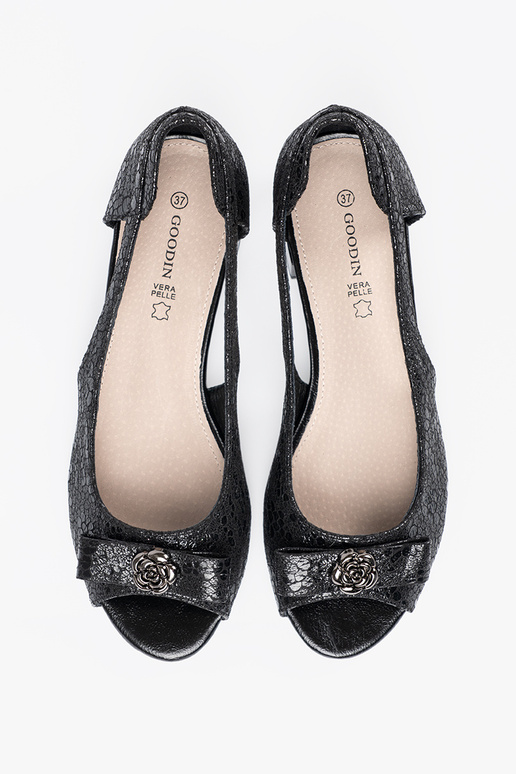 Halfhoge schoenen met sluitingen en...