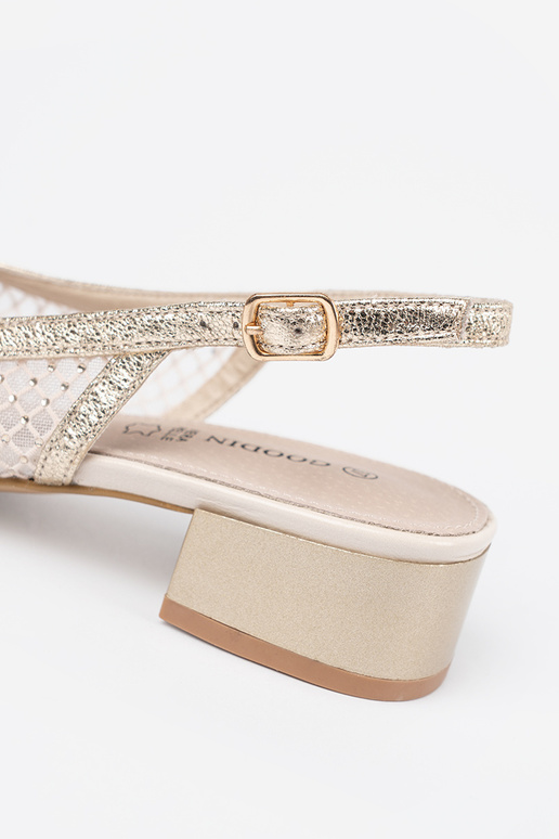 Sandalen met decoratief net in gouden...