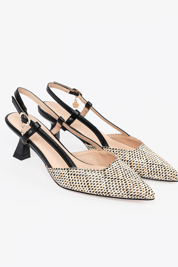 Geflochtene Absatzschuhe... 2