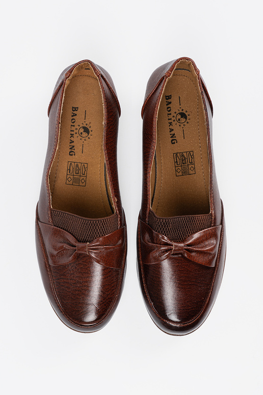 Bottines brunes avec fermeture et ruban