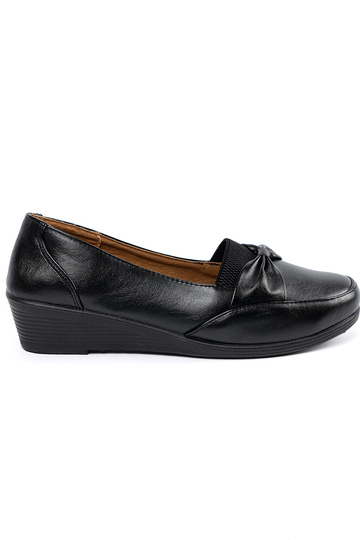 Schwarze Slipper mit...