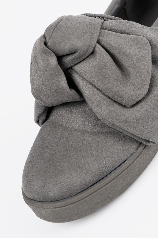 Grijze schoenen met sluiting en strik