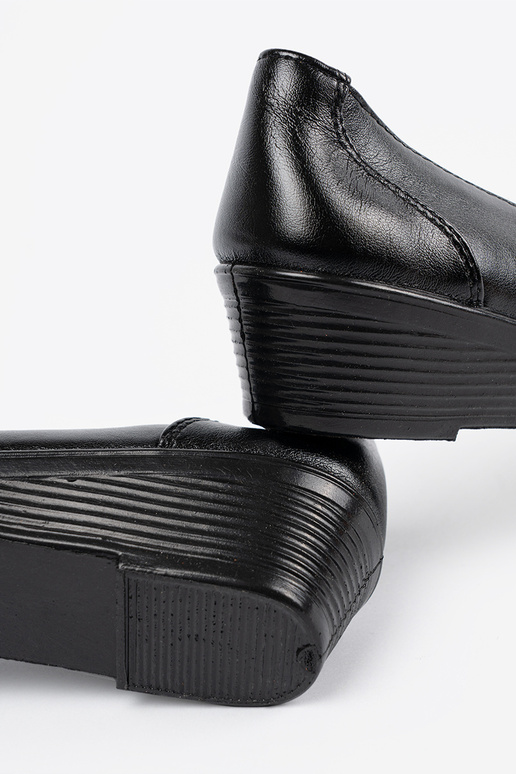 Damen Halbschuhe mit dekorativer... Damen Halbschuhe mit dekorativer...