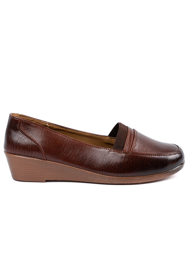 Chaussures à faible plateforme