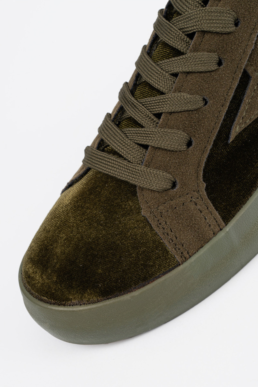 Khaki-Farbe-Farbe Frauen Schuhe mit einem Sternchen Khaki-Farbe-Farbe Frauen Schuhe mit einem Sternchen