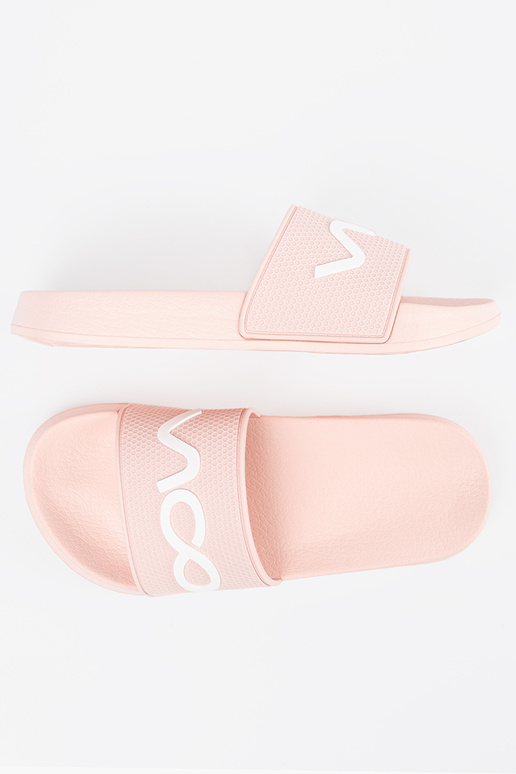 roze slippers met de inscriptie