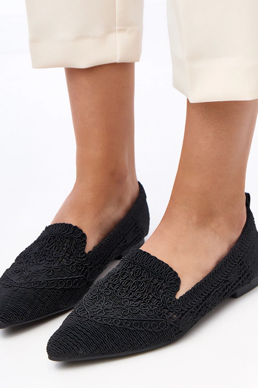 Ballerines noires ajourées pour...