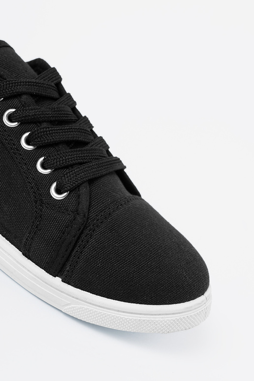 lässige Schuhe schZuarze Farbe geschnürt