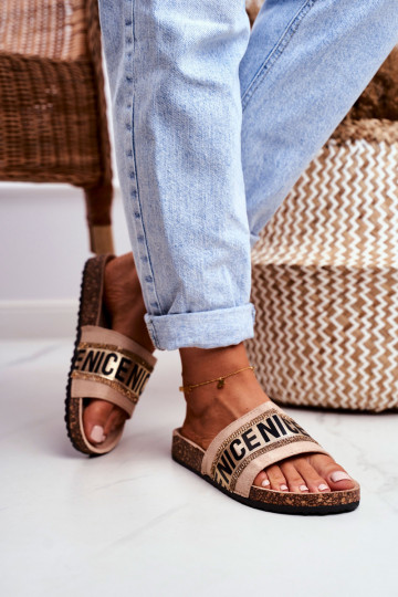 Slippers met glinsterende steentjes, zandkleur Be Nice 2