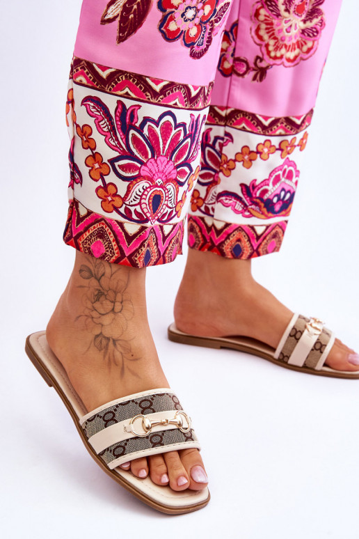 Chaussons plats classiques beige Il fautrlene