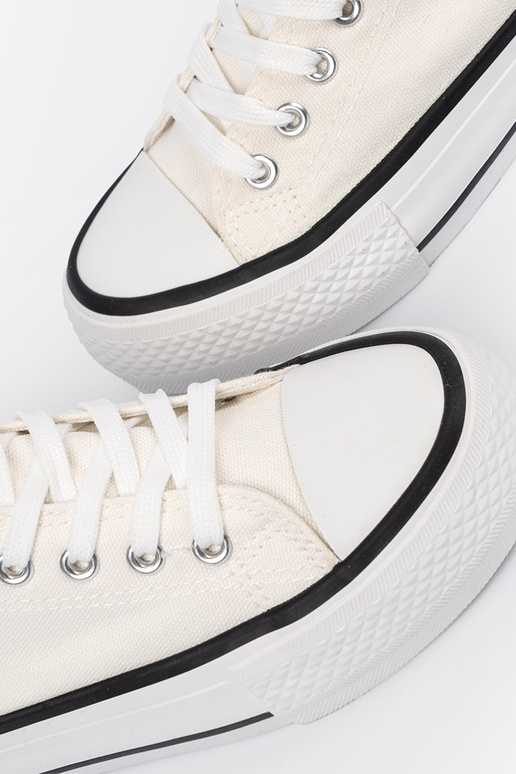 vrijetijdsschoenen Initte kleur met de inscriptie Love